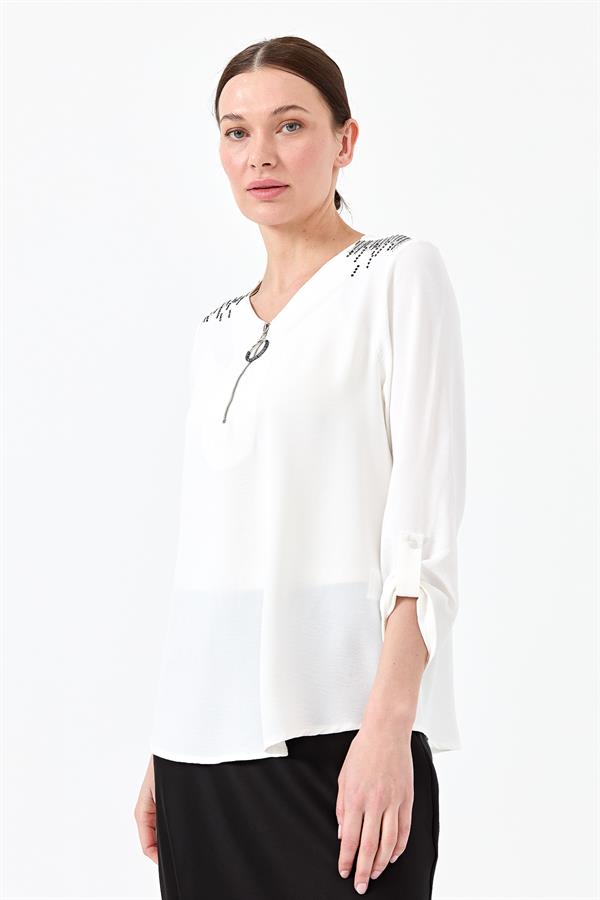 Женская хлопковая блуза с молнией на воротнике молочная 