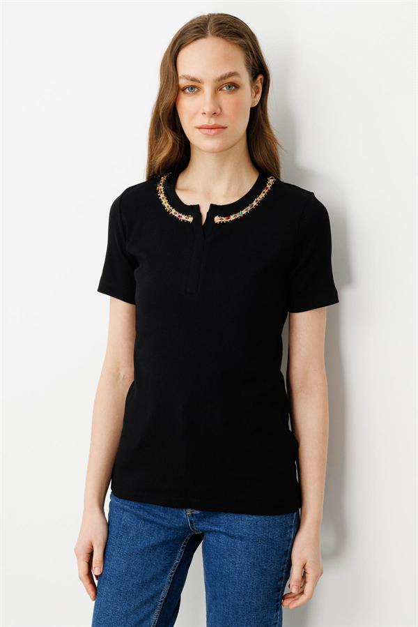 Womens Collar Embroidered Combed T-shirt Black