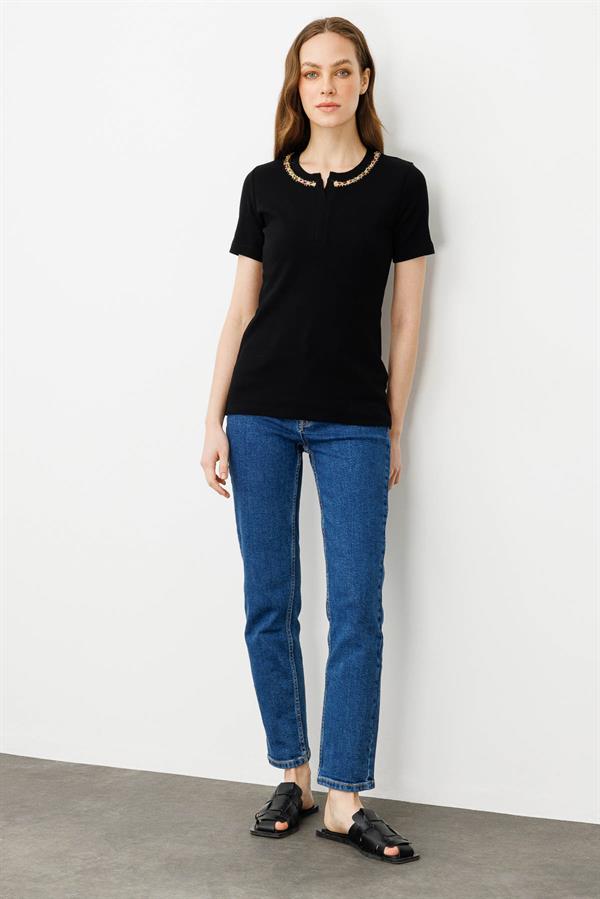 Womens Collar Embroidered Combed T-shirt Black