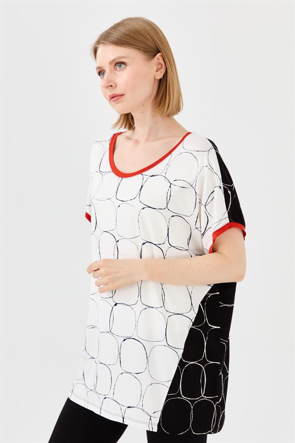 Kadın Yakası ve Kolu Sarı Bantlı Penye T-shirt Siyah/Ekru