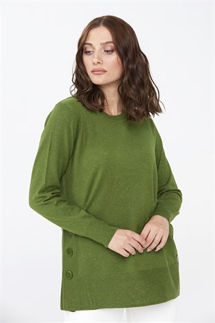 Женский свитер с круглым вырезом темно зеленый