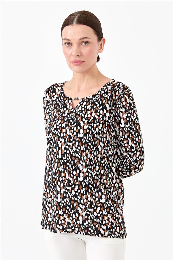 Женская хлопковая блуза с рисунком листья черная