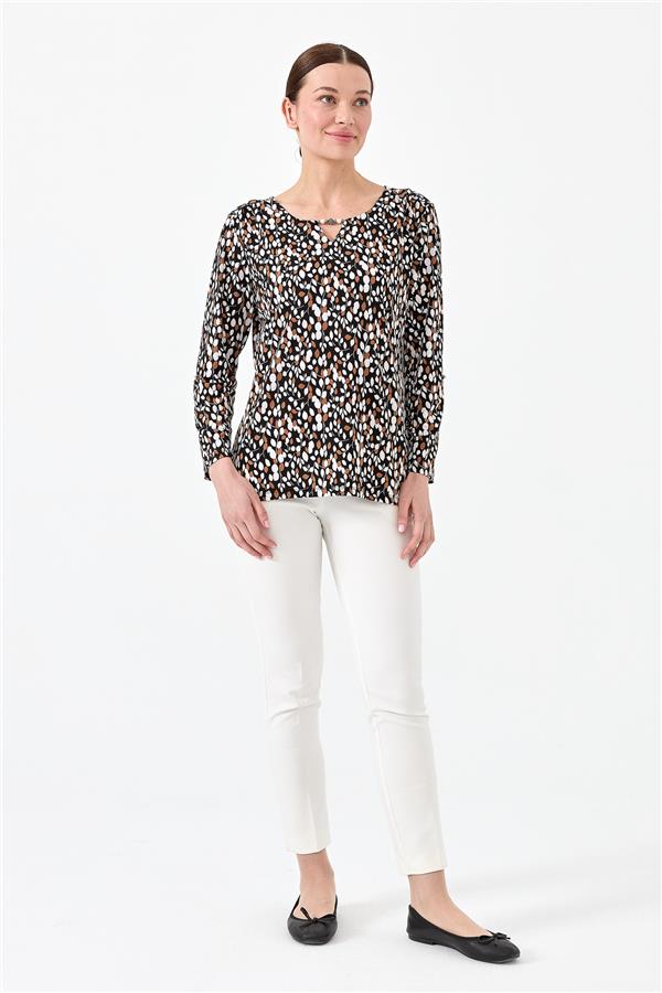 Женская хлопковая блуза с рисунком листья черная