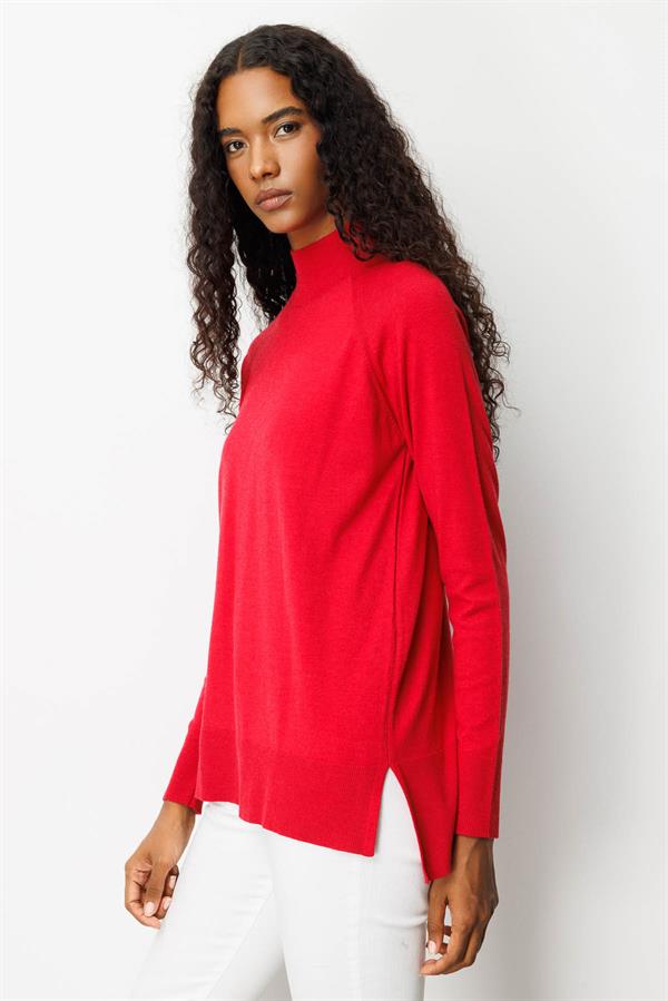 Kadın Yarım Balıkçı Yaka Kolları Yırtmaçlı Basic Kazak K.Kırmızı