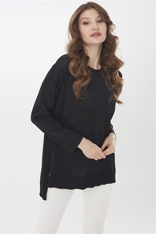 Женская трикотажная лентяя блуза черного цвета