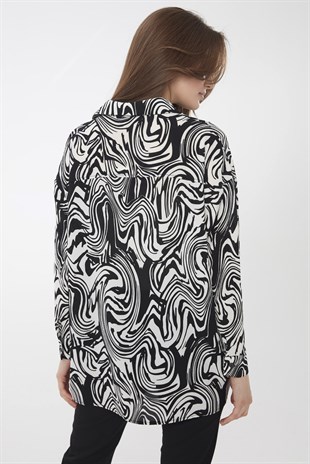 Женская рубашка с рисунком 