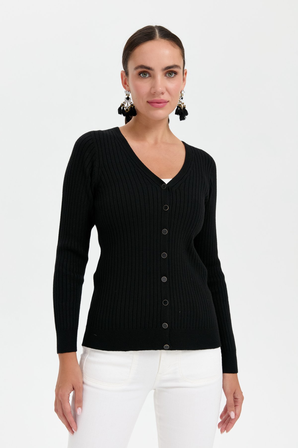 【needles】　V Neck Cardigan Black MUSINSA | NEEDLES Men's V-neck cardigan - Black / LQ2510099