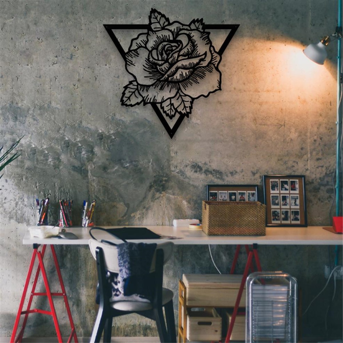 Rose And Triangle Décoration Murale en Métal