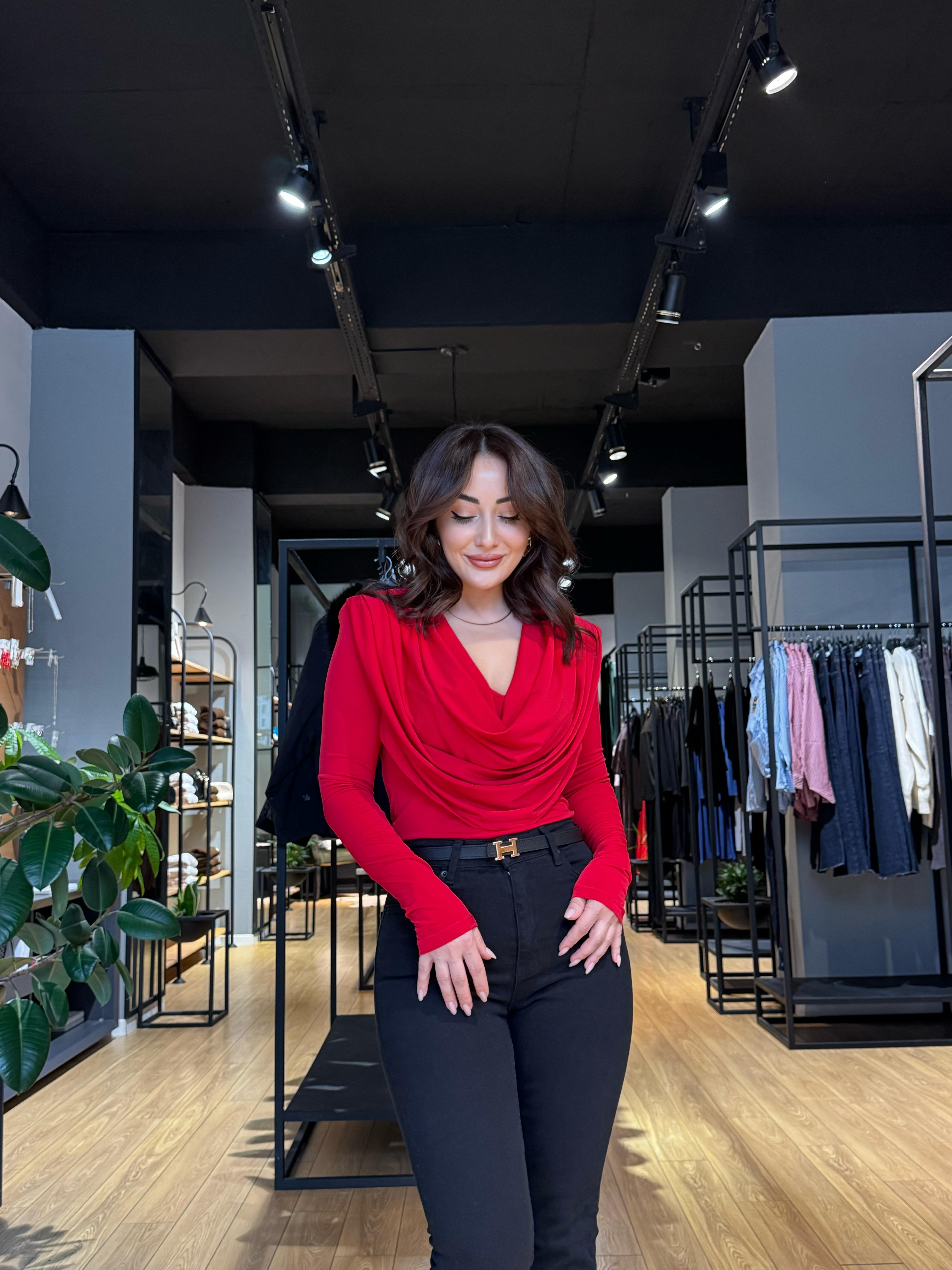 KRUVAZE BLUZ KIRMIZI