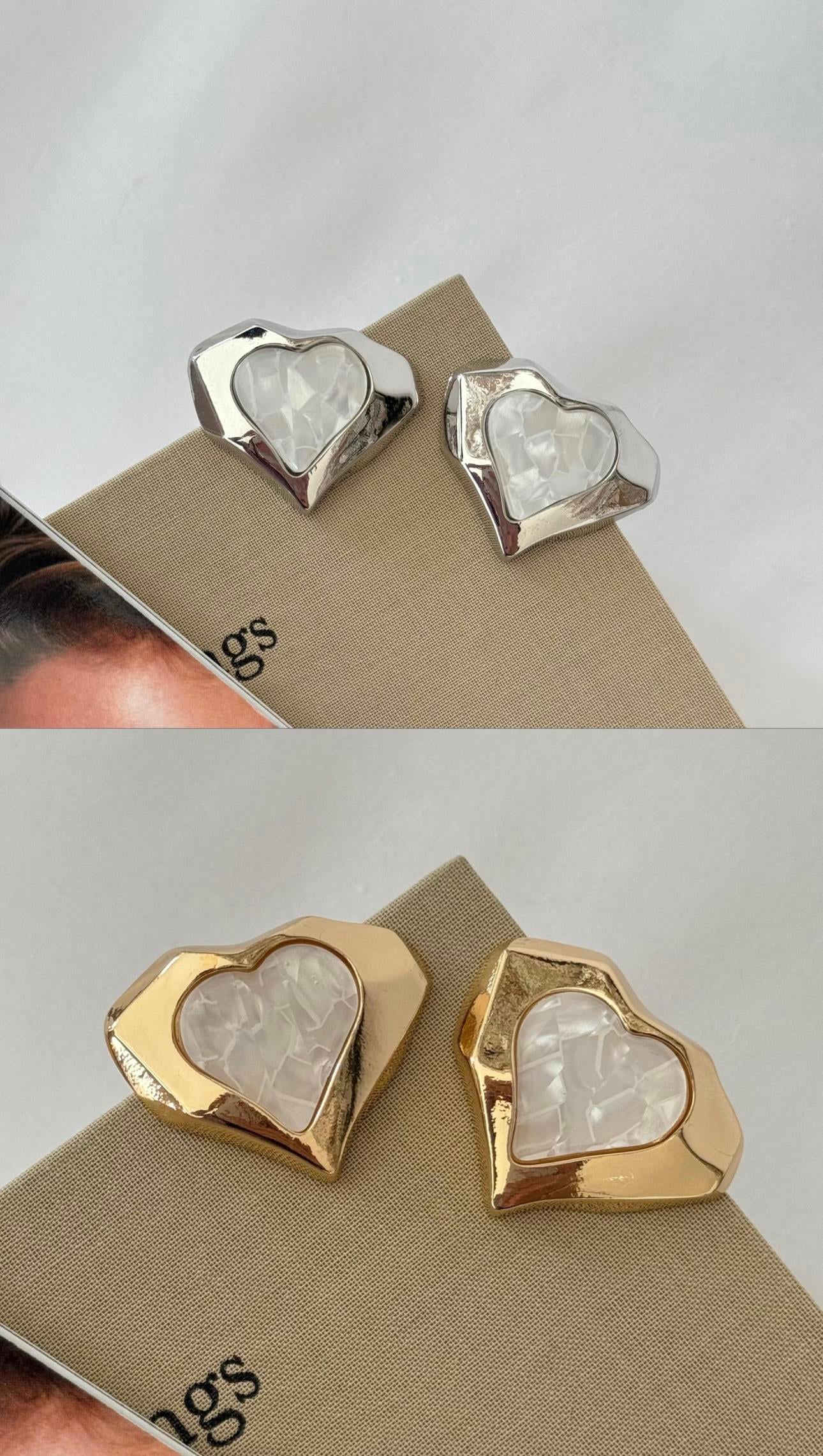 Asimetrik Kıvrım Küpe Silver