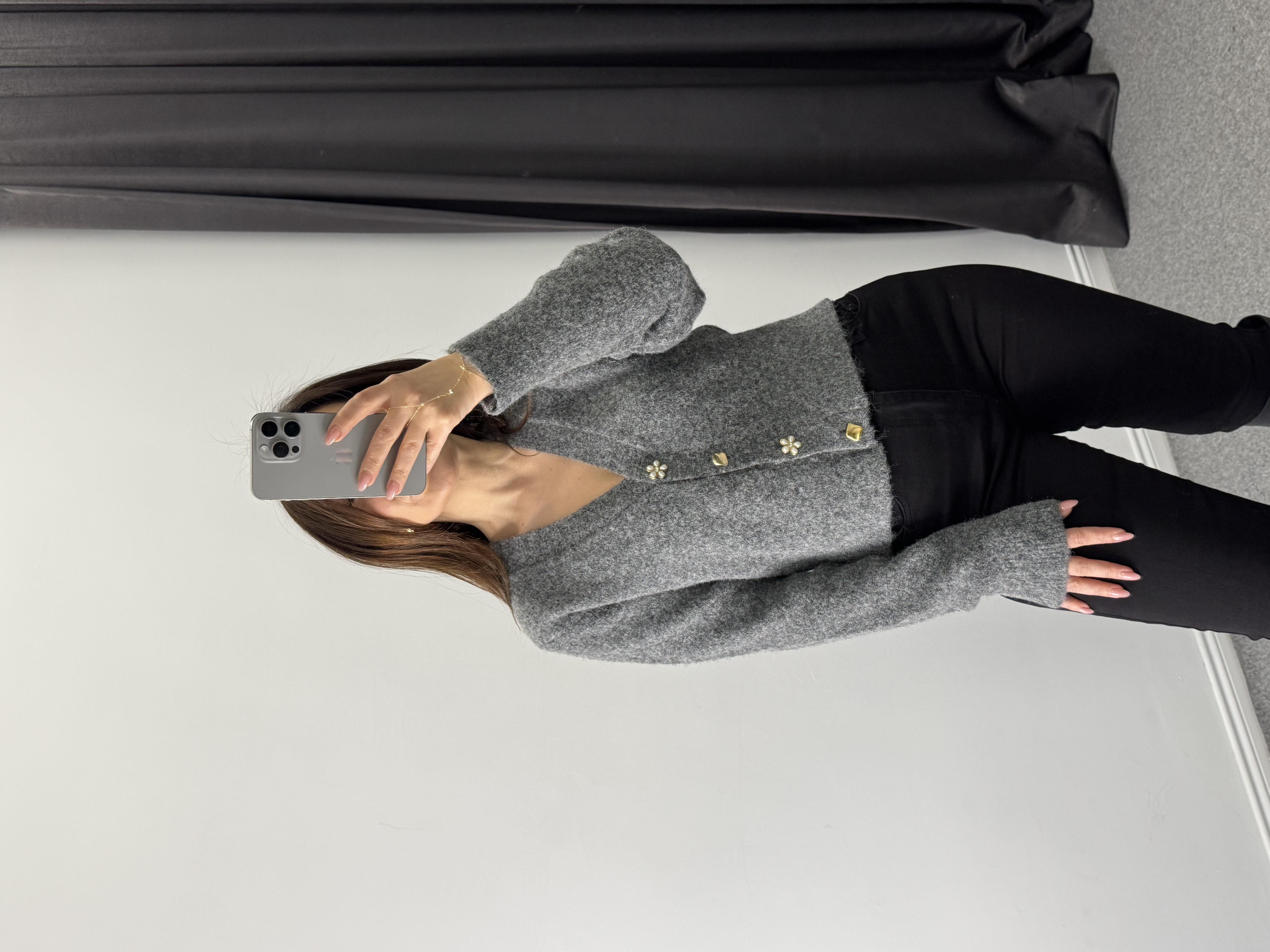 Düğme Detay Hırka Gri