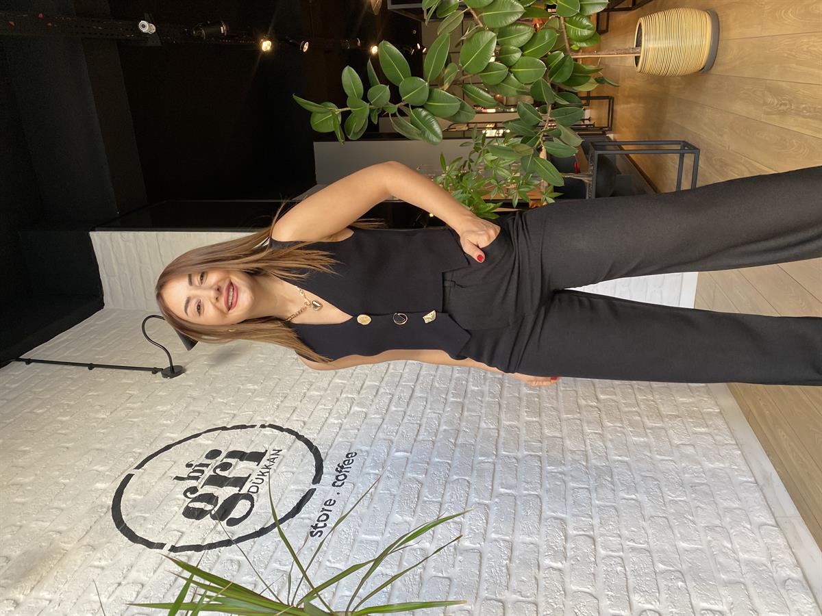 Dugme Detayli Triko Yelek Siyah 1007