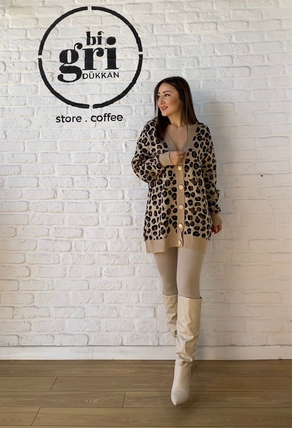 Leopar Hirka