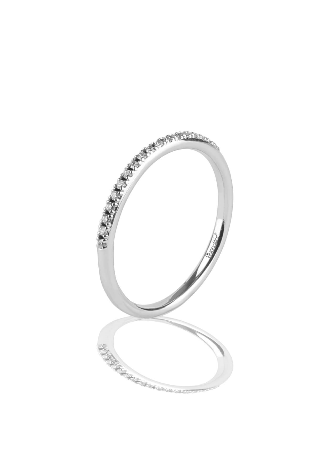 YARIM TUR PIRLANTA 0.09 Ct H SI