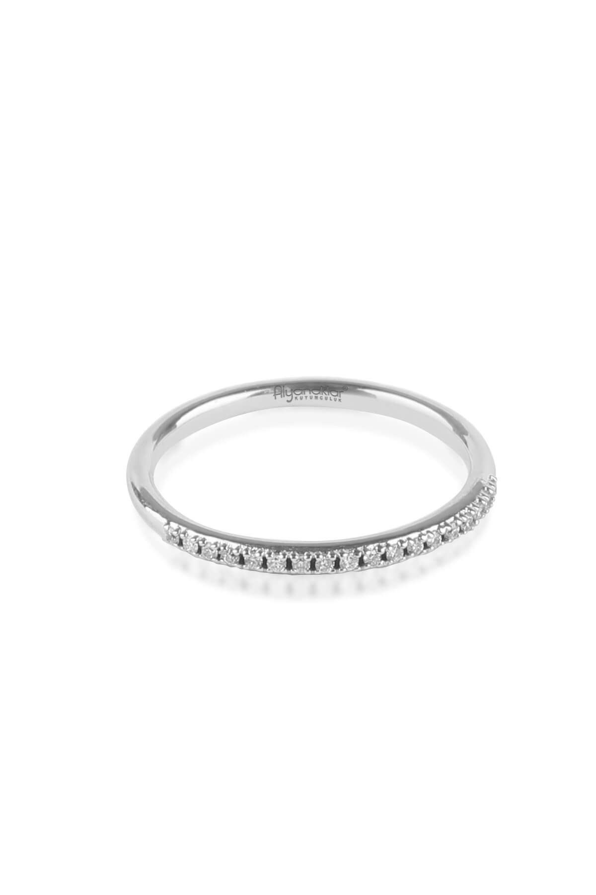 YARIM TUR PIRLANTA 0.09 Ct H SI