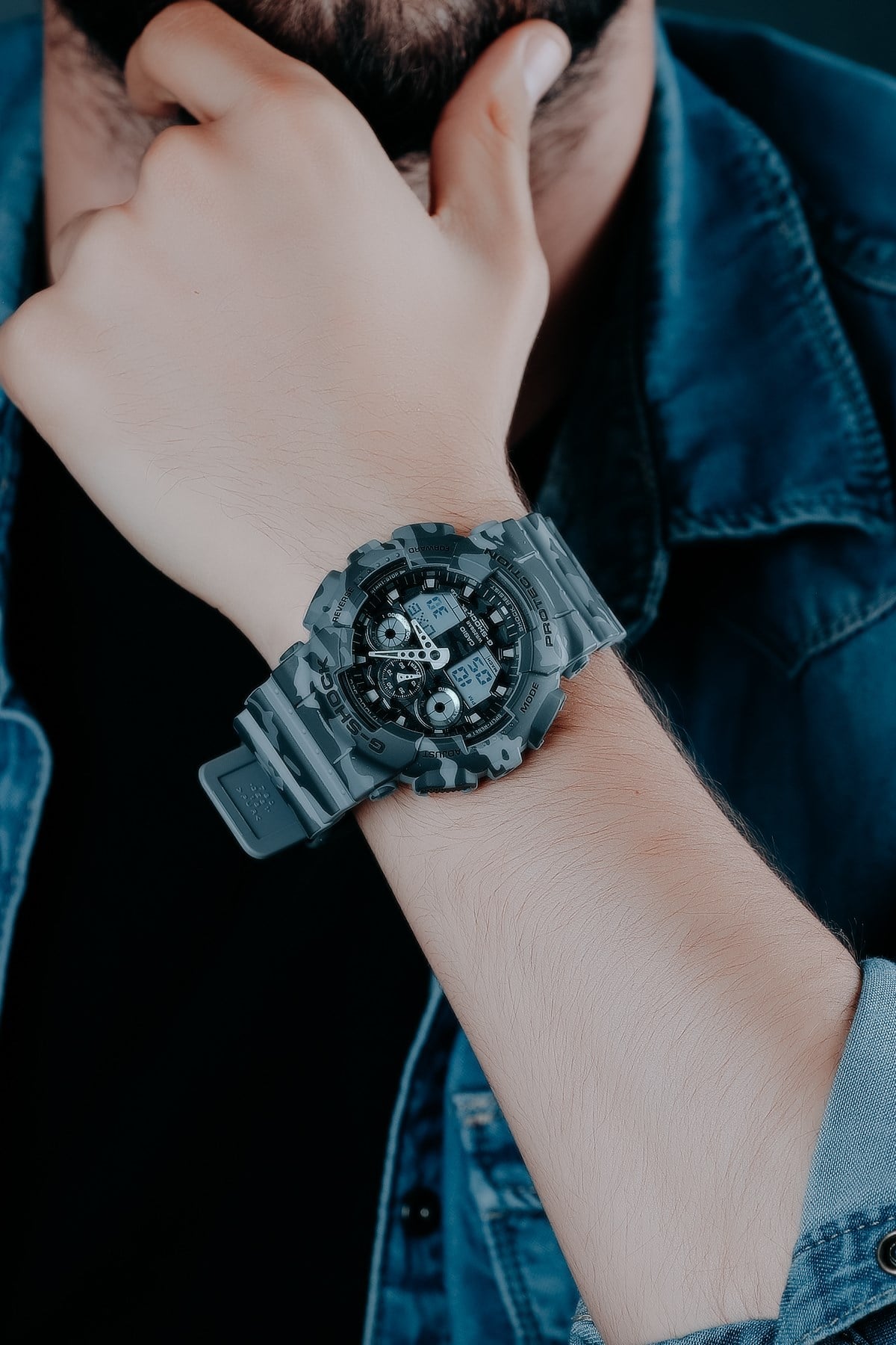 GA-100CM-8ADR CASIO G-SHOCK Erkek Kol Saati