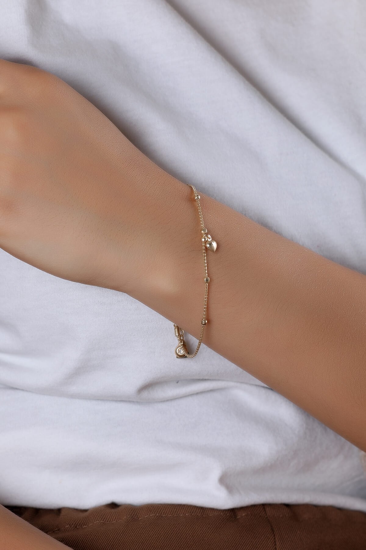 KALP FİGÜRLÜ DORİKA TOPLU SARI ALTIN BİLEKLİK