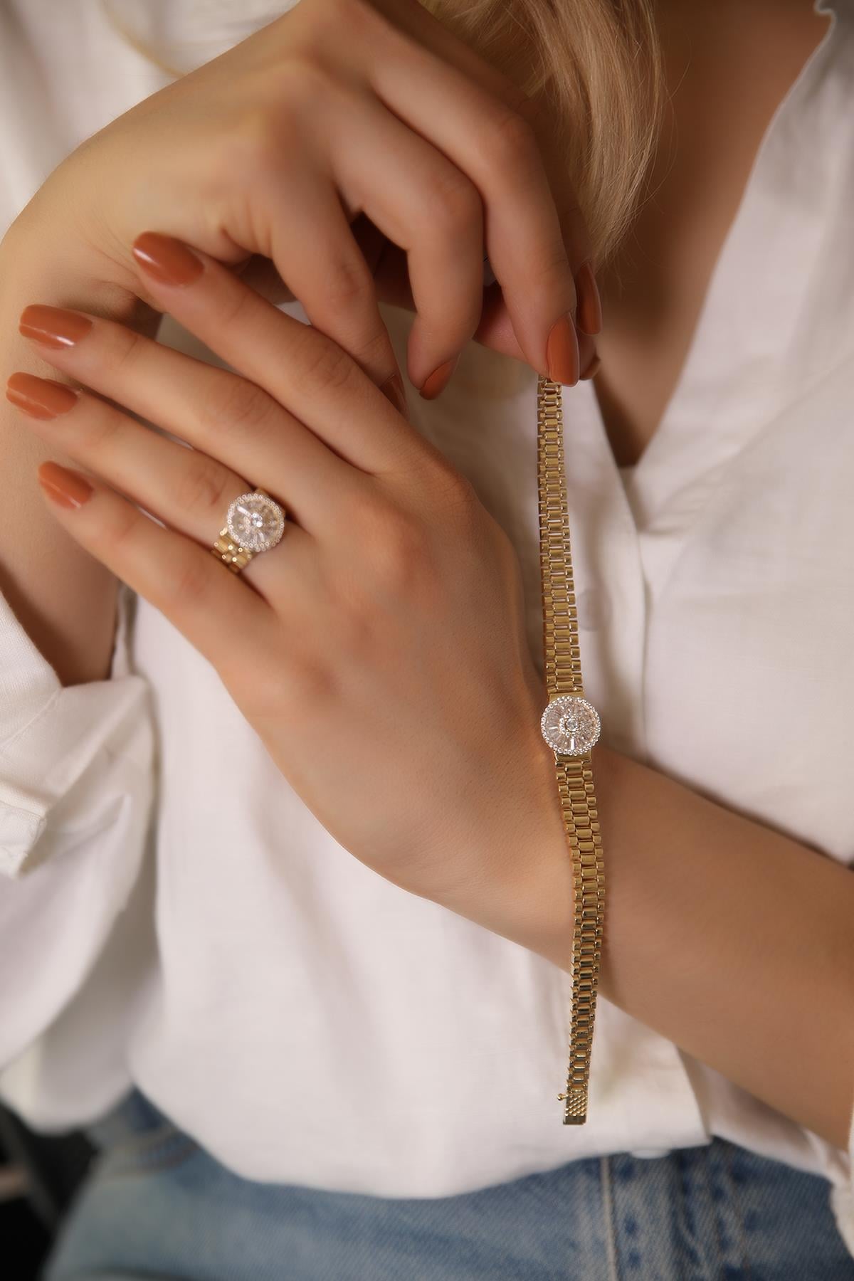 MODERN TASARIM ALTIN SET
