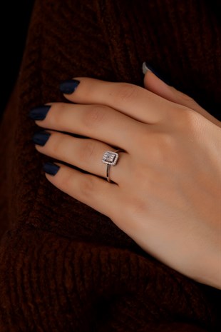 0.26 CT F VS BAGET PIRLANTA YÜZÜK