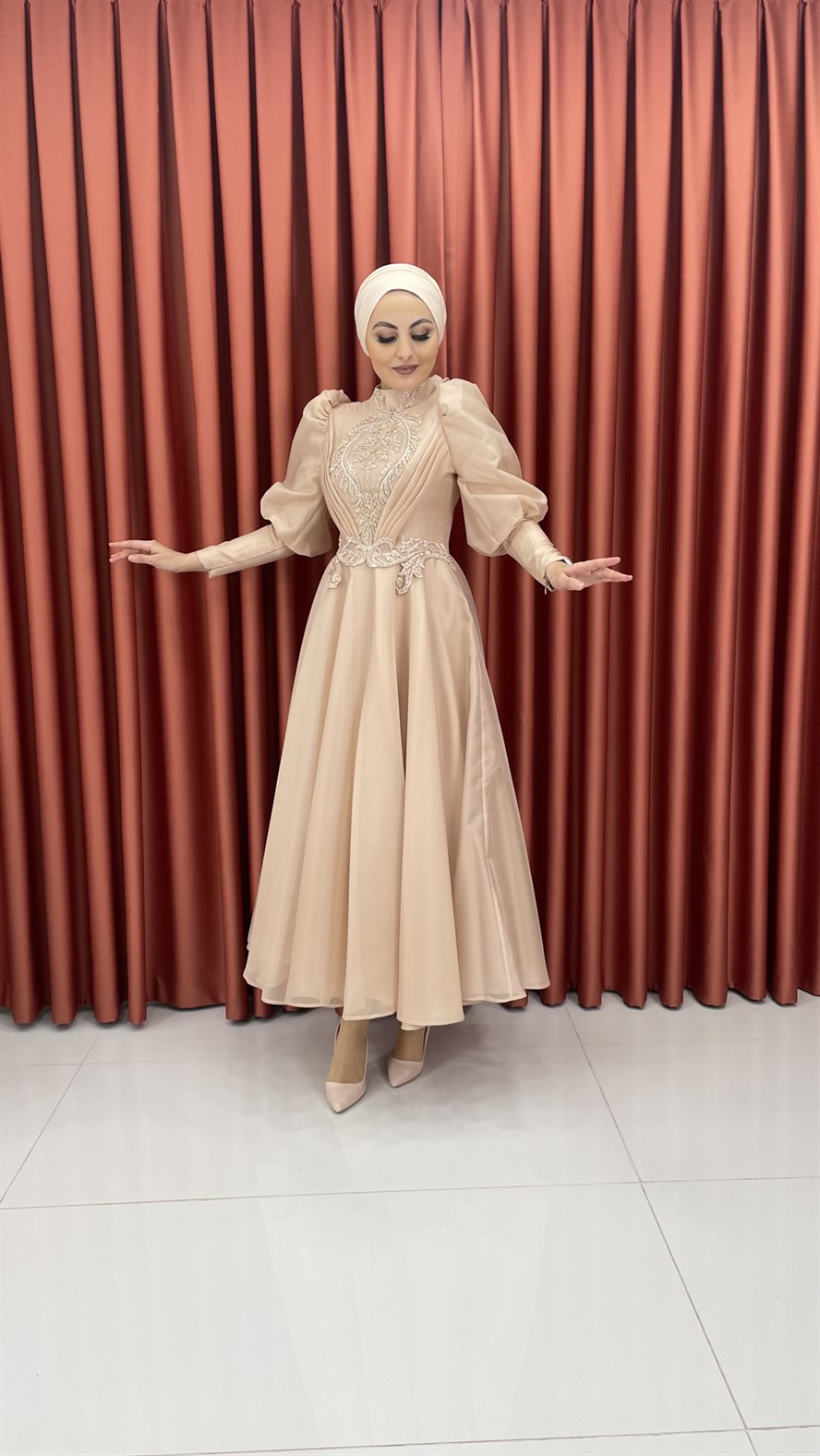 0096 Gülenay Abiye-Pudra