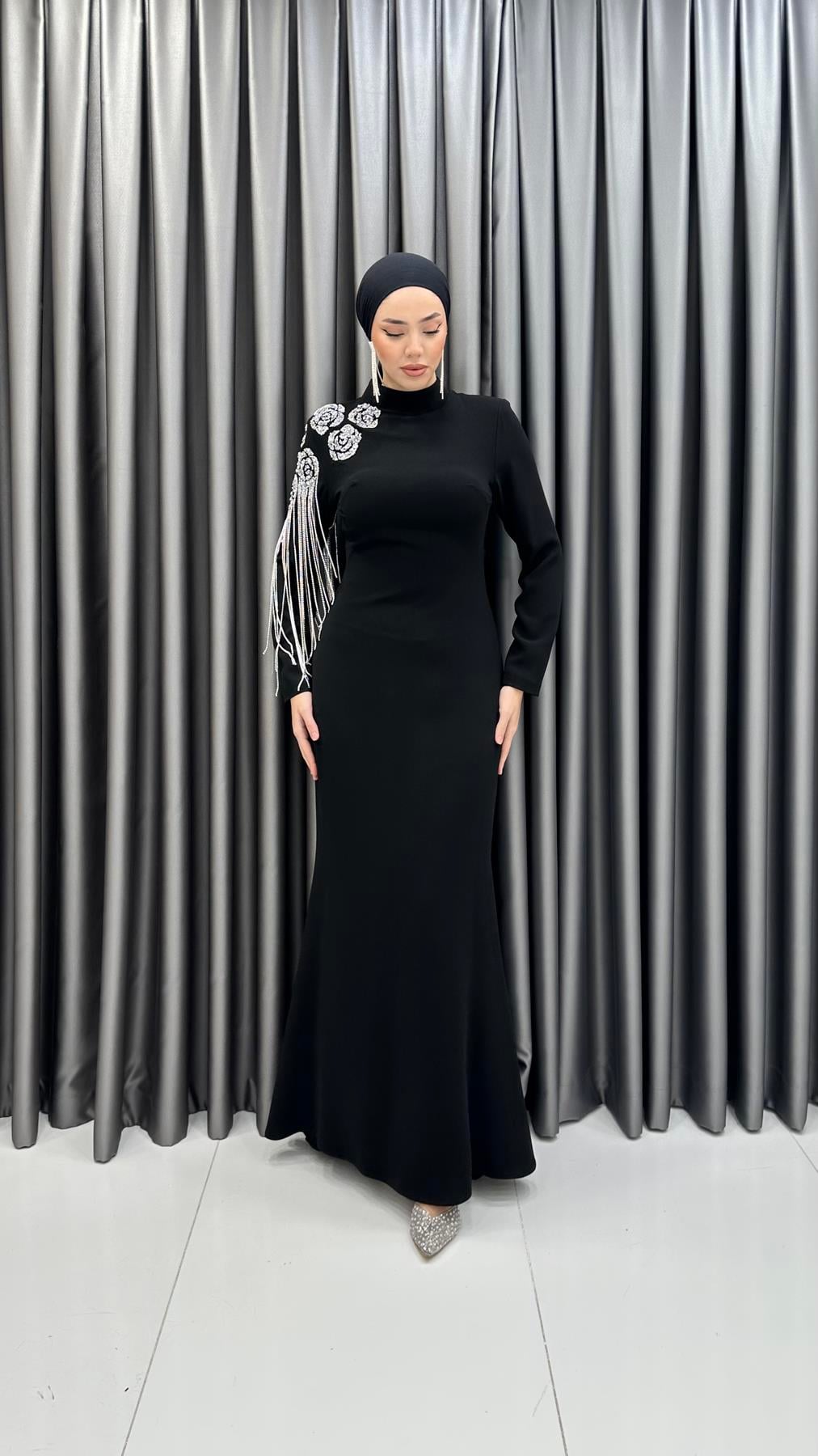 1121 S Belen Abiye-Siyah