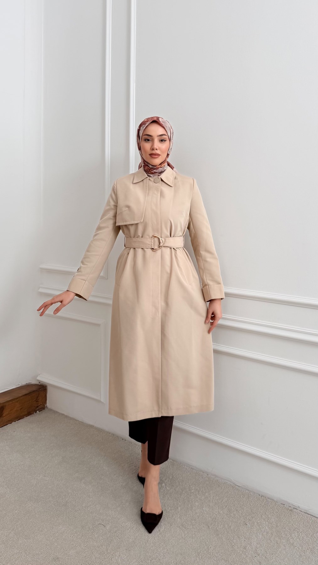 13723 Lesna Trençkot-Taş