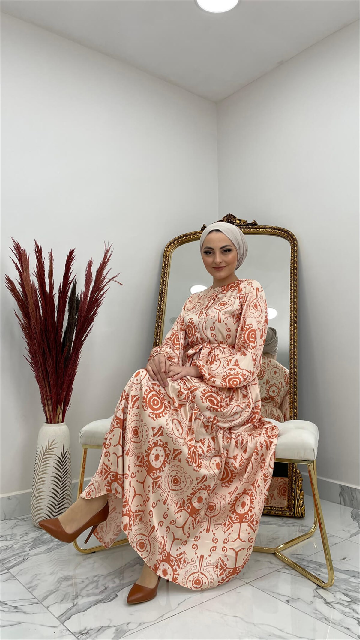 1531 Q Saten Elbise