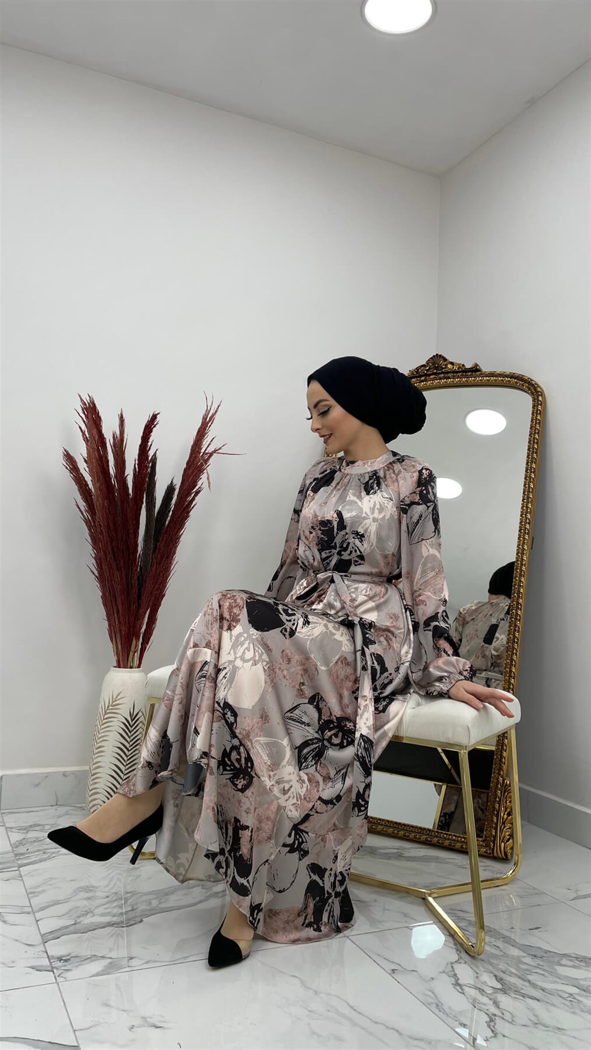 1554 Q Saten Elbise