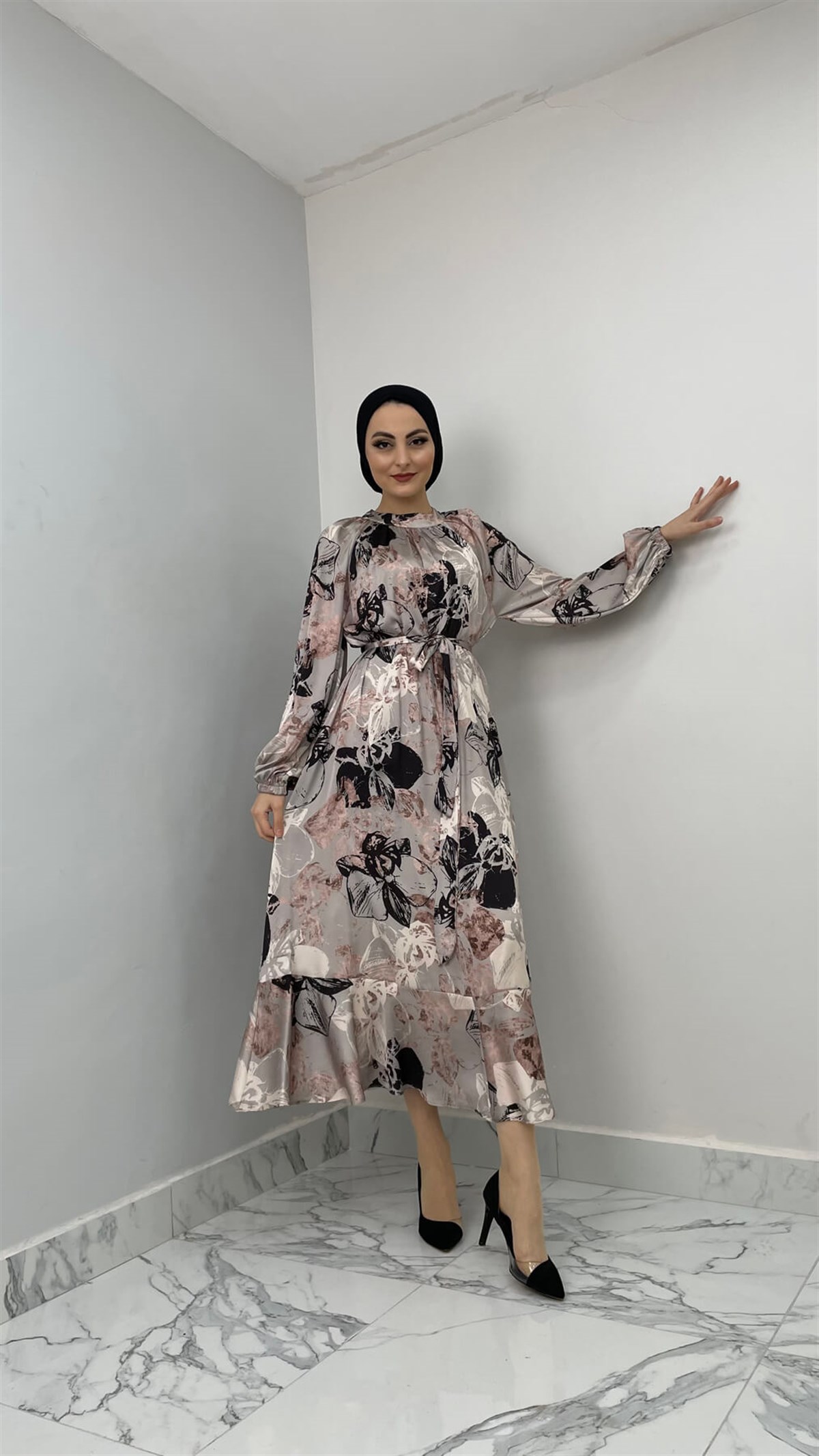 1554 Q Saten Elbise