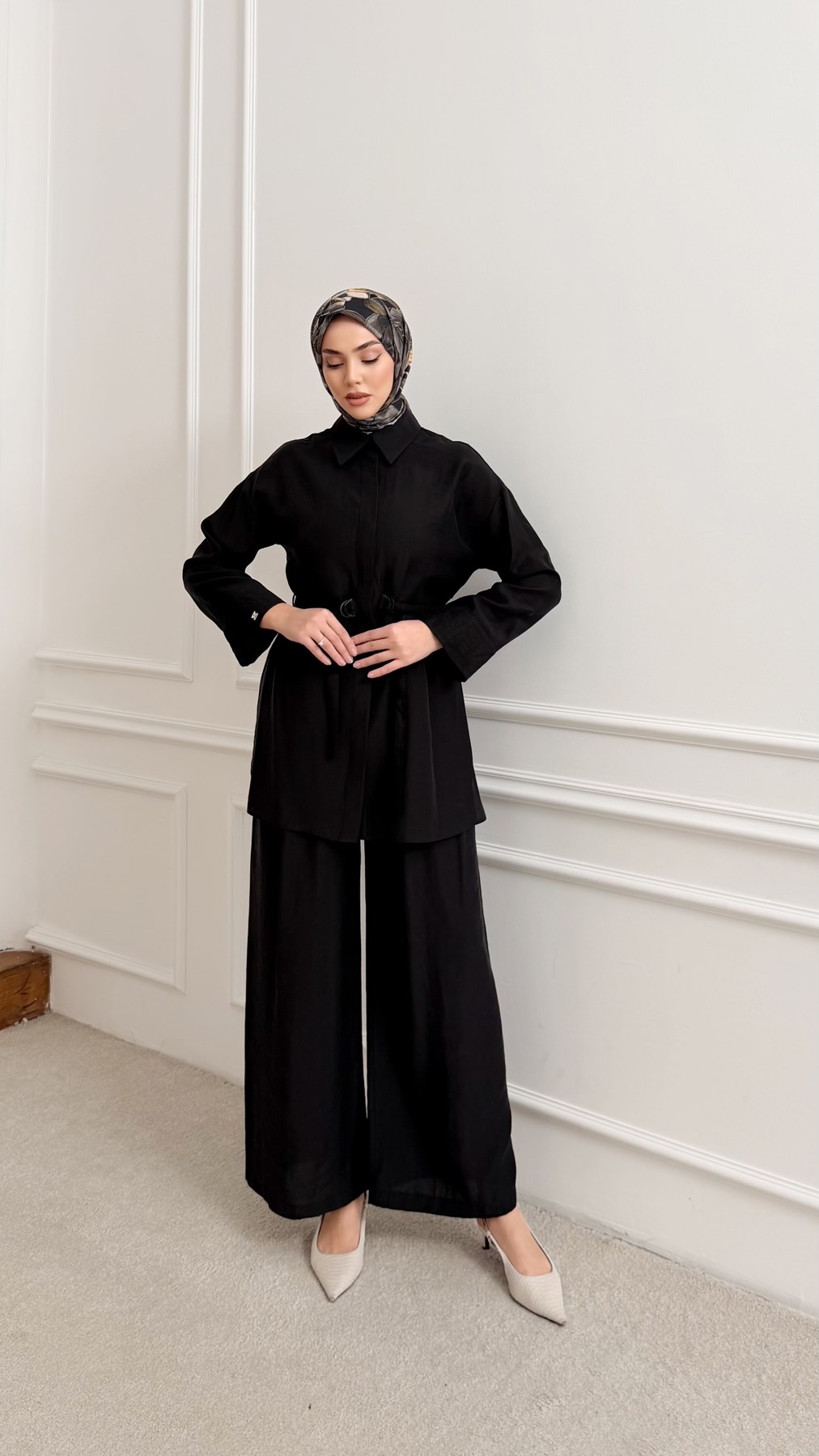 1829 Eleyra Takım-Siyah