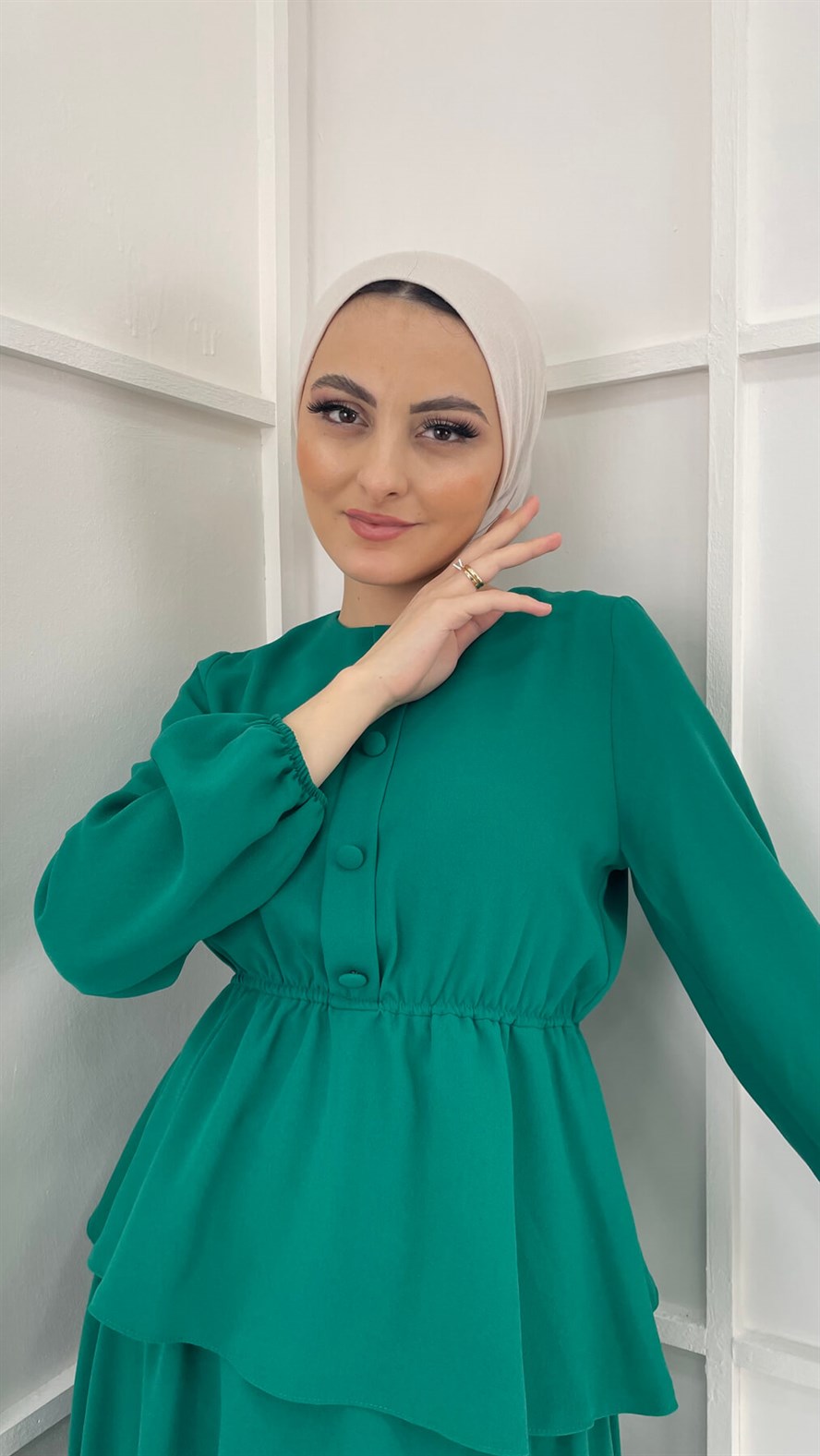 Kat Detaylı Düğmeli İkili Takım-zümrüt