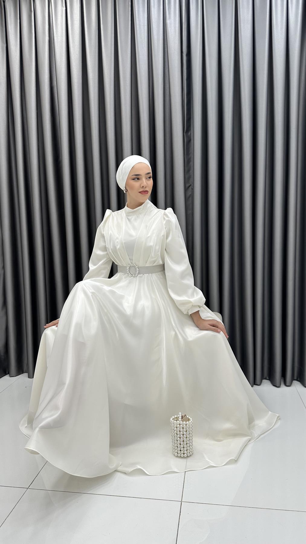 2282 P - Beli Taş Toka Detaylı Abiye Elbise-Ekru