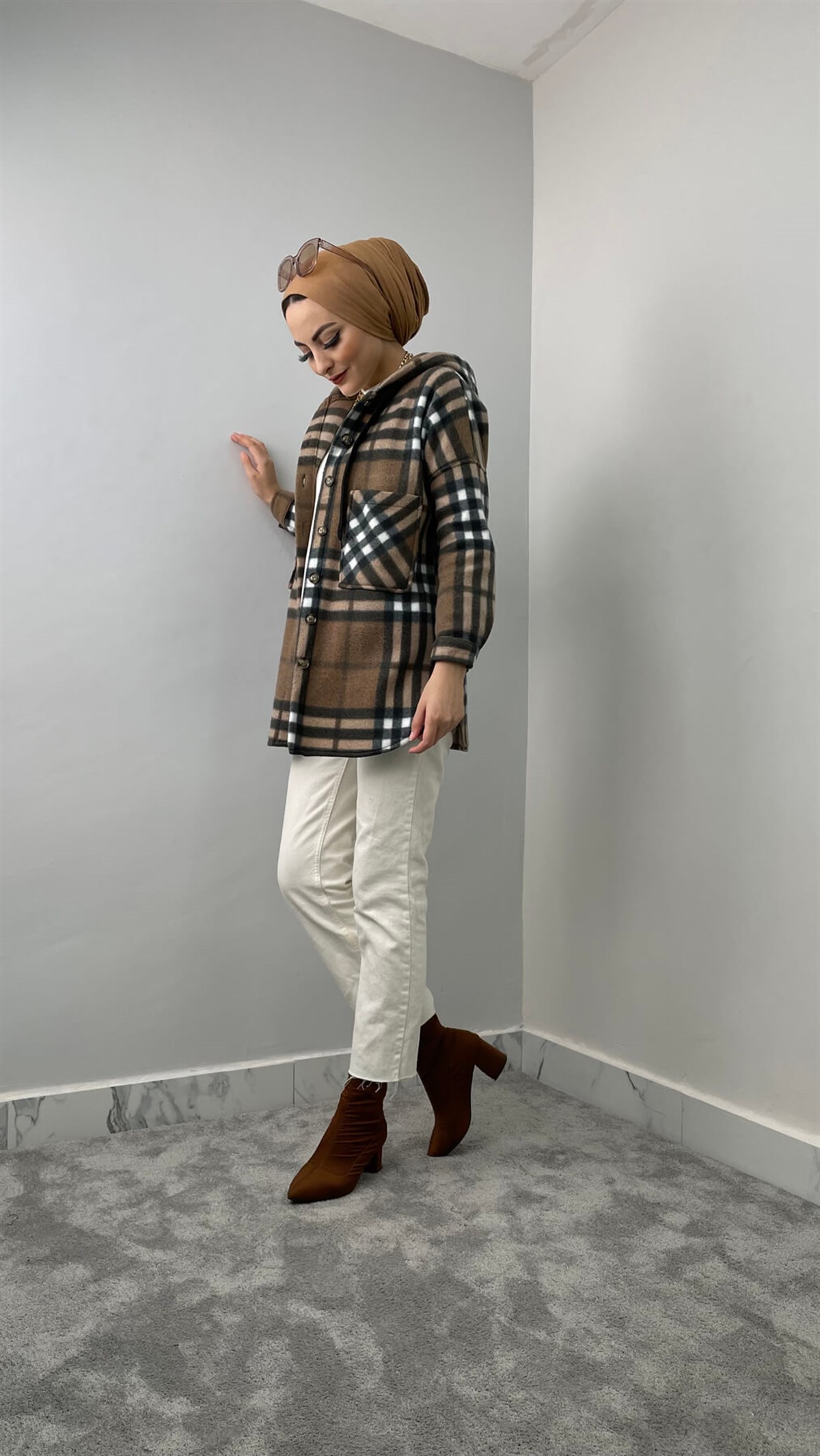 2634 N Ekose Tunik
