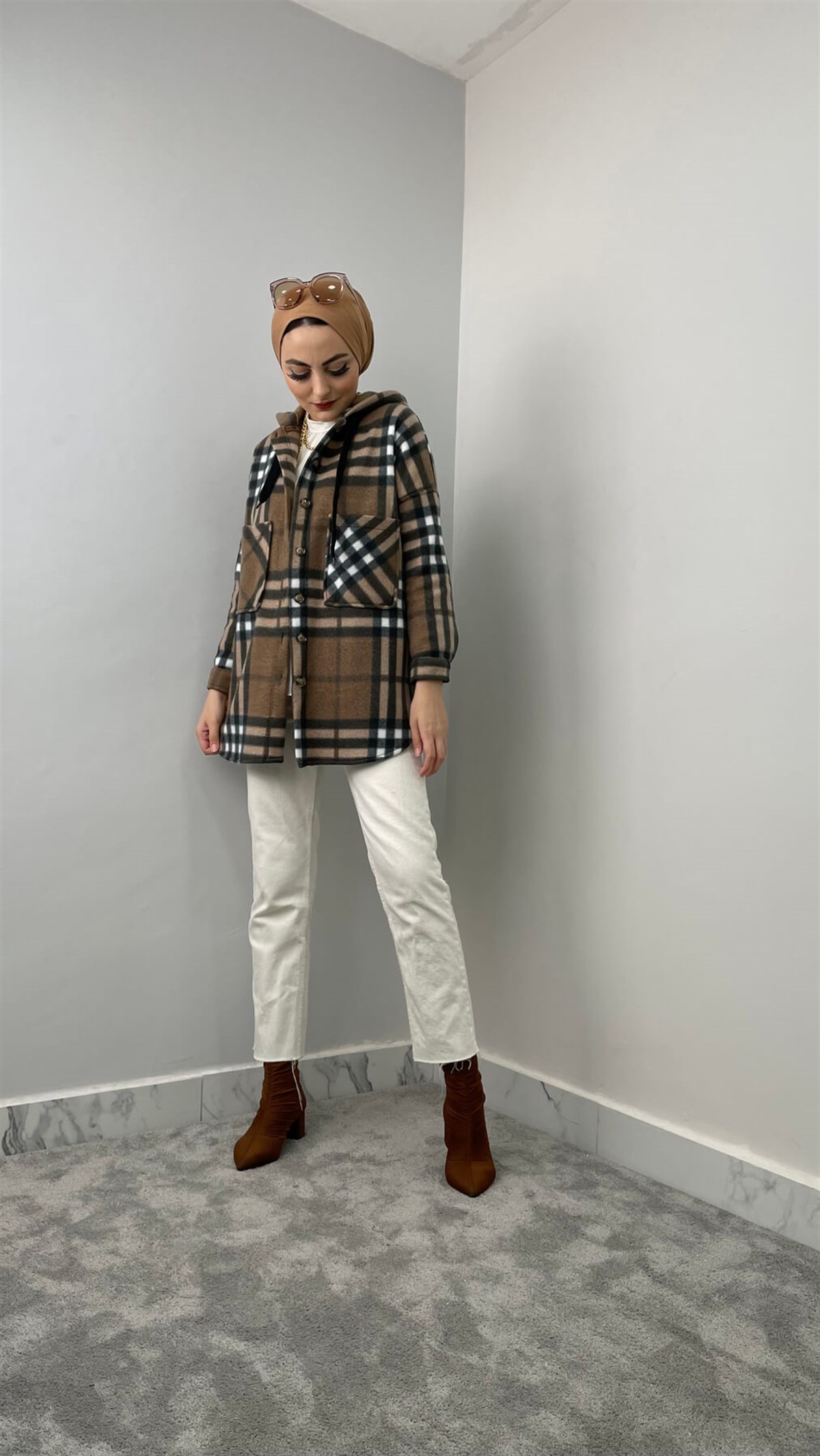 2634 N Ekose Tunik