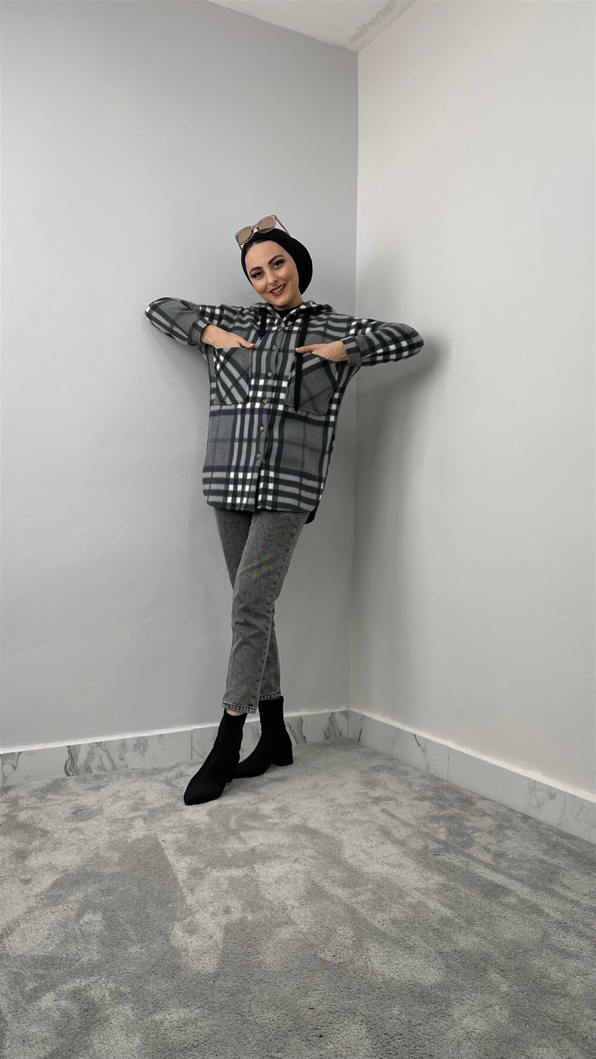 2634 N Ekose Tunik