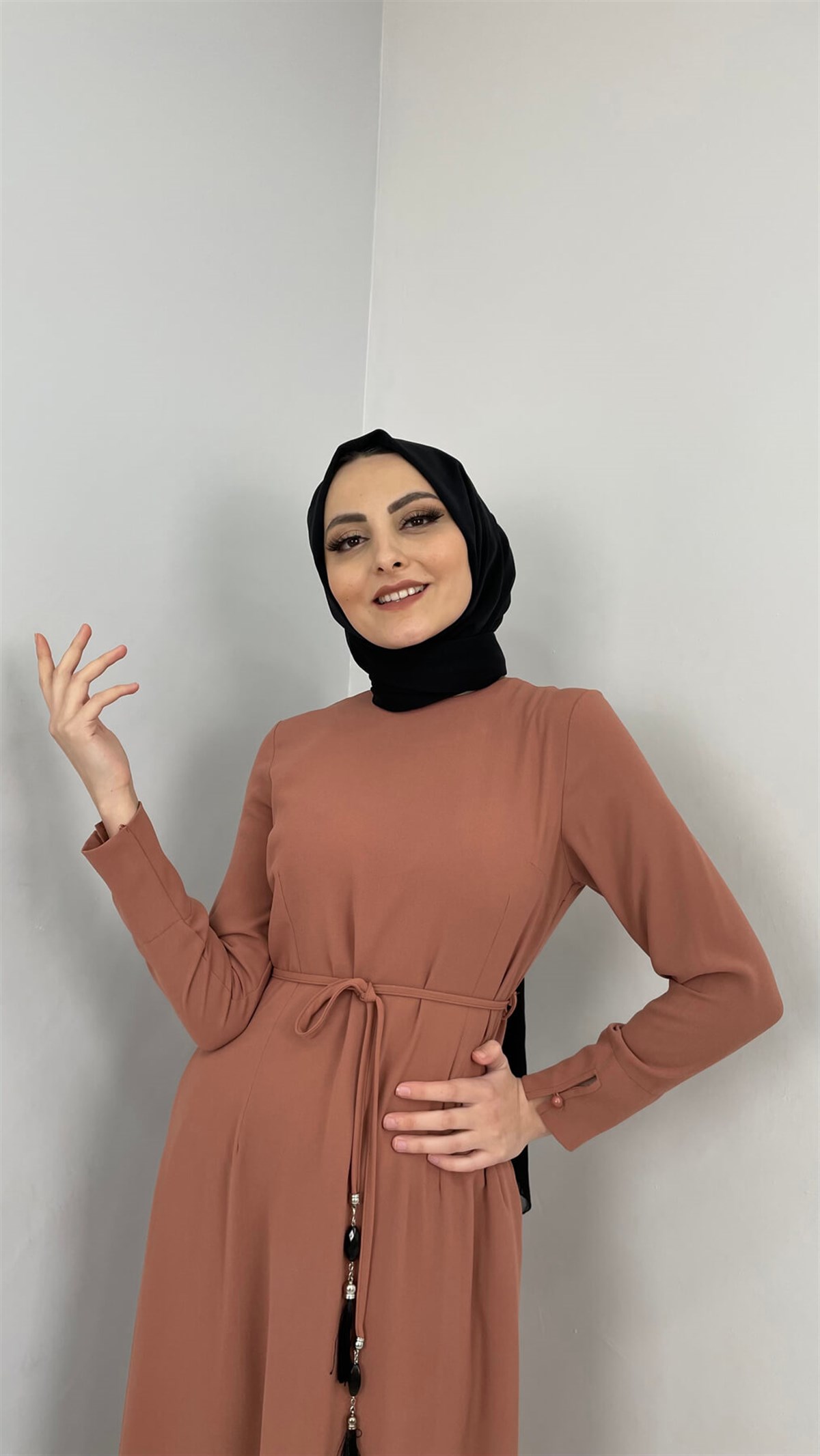 2676 N Bayan Elbise