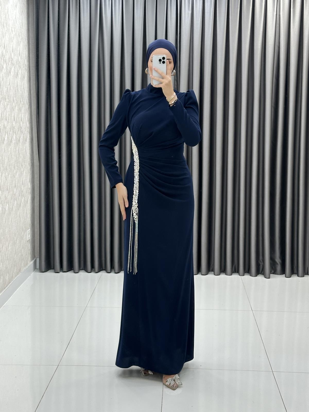 4182 Zaria Abiye-Lacivert