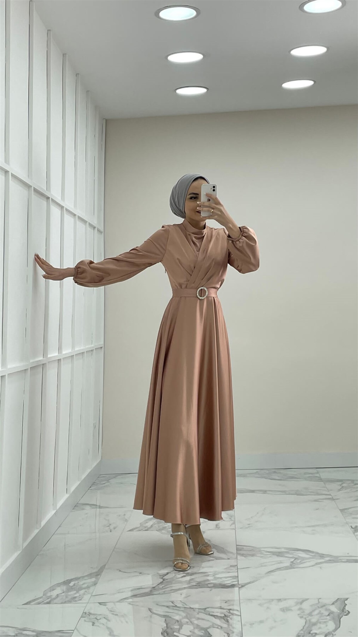 4342 R – Kemeri Taşlı Saten Abiye-Bej