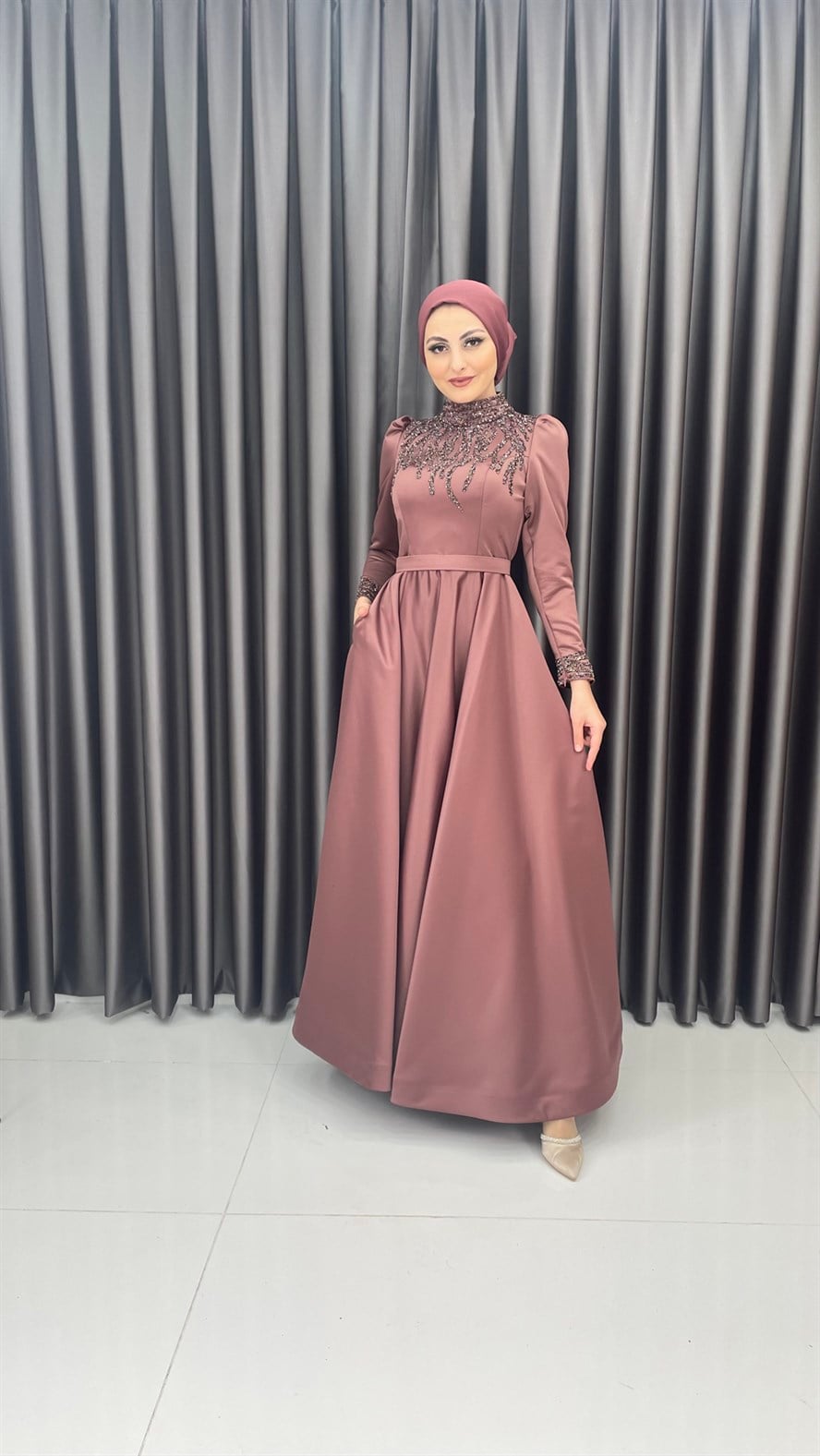 4454 H – Taş İşleme Detaylı Saten Kumaş Abiye-Marsala