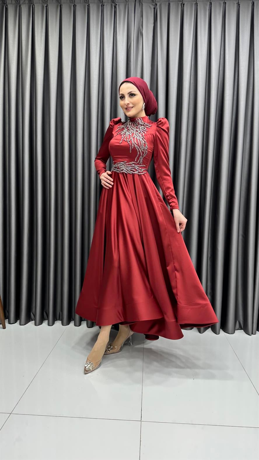 4519 H – Taş İşleme Detaylı Saten Kumaş Abiye-Bordo