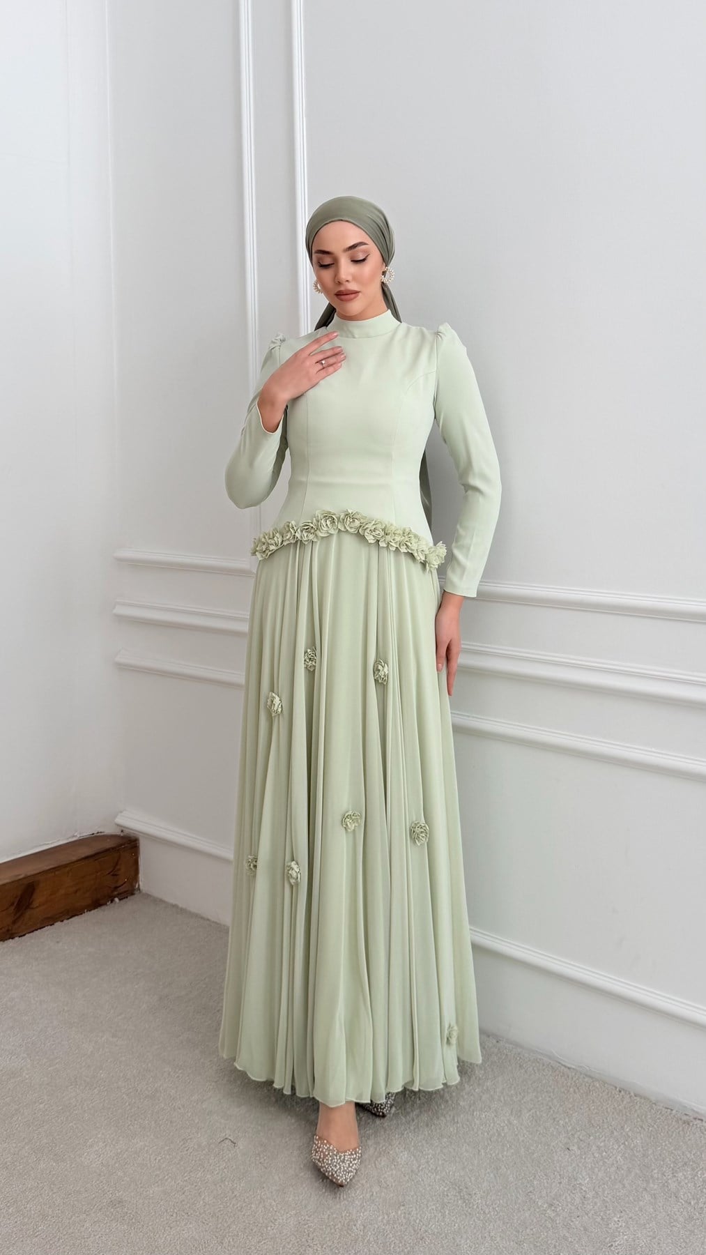 4527 T Sezen Abiye-Mint