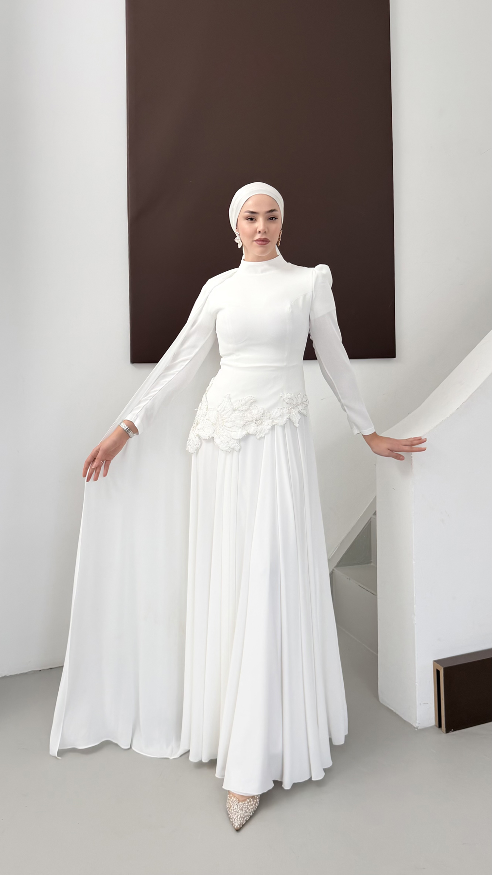 4551 T Sarah Abiye-Beyaz