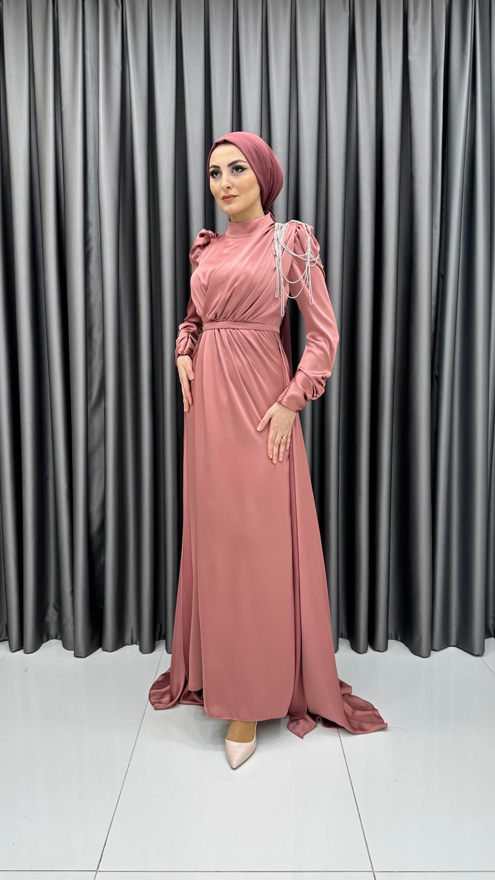 4576 H - Tek Omuzdan Boncuk Sallantılı Saten Abiye Elbise-Gül Rengi