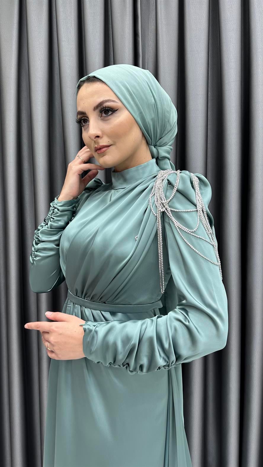 4576 H - Tek Omuzdan Boncuk Sallantılı Saten Abiye Elbise-Mint