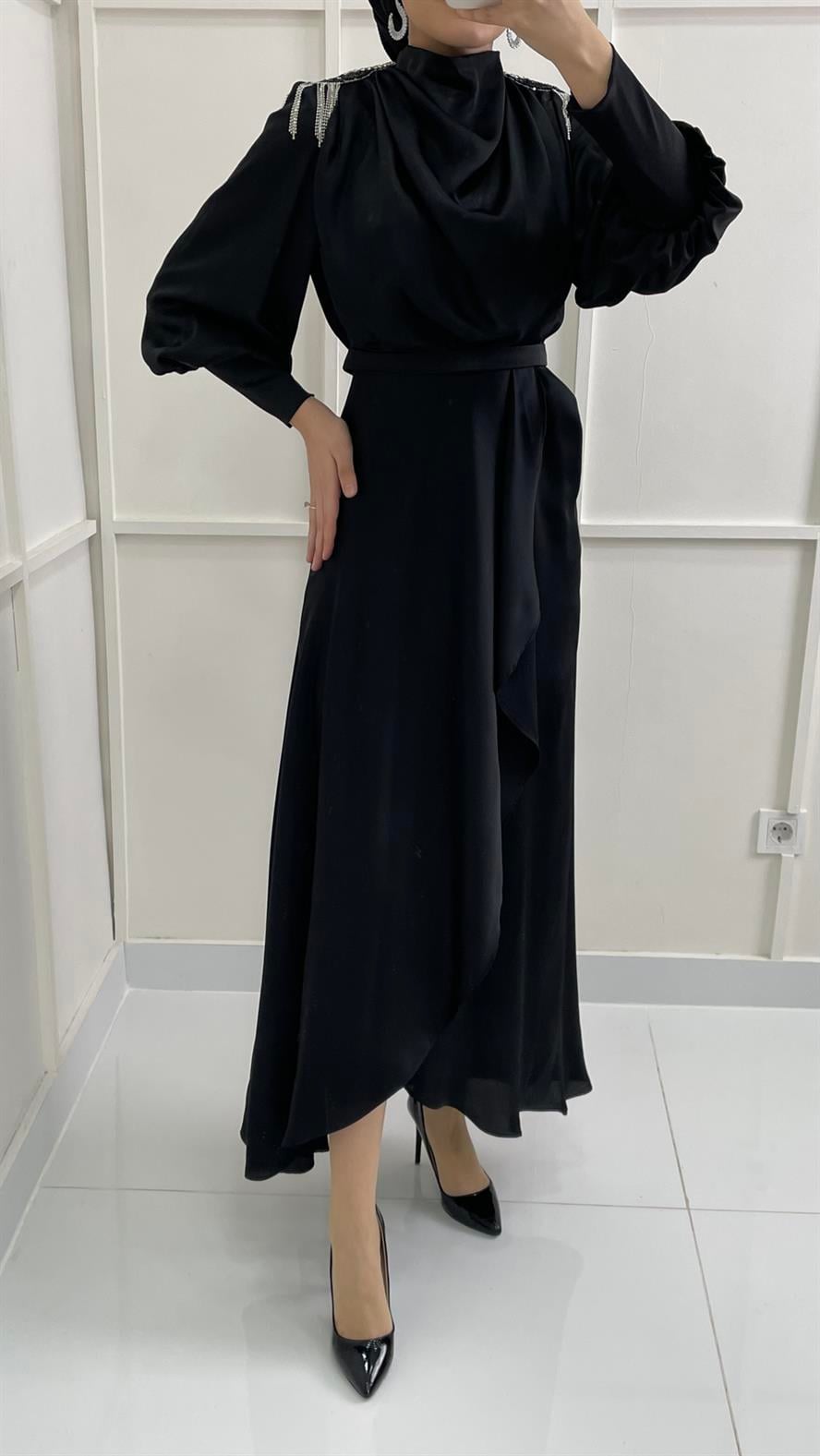 4598 H - Omuzları İşleme Detaylı Karpuz Kollu Degaje Yaka Abiye Elbise-Siyah