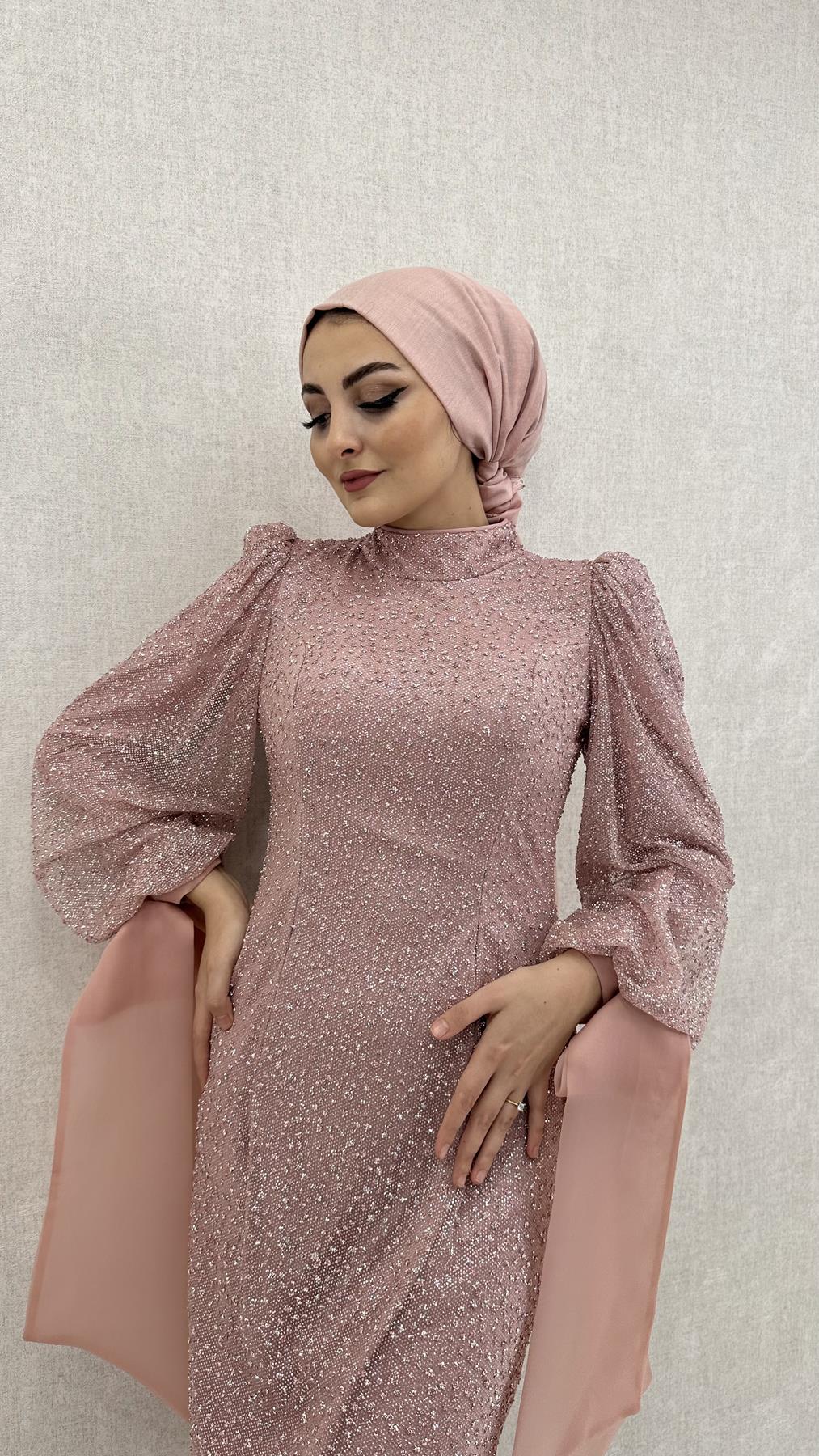 4645 H - Bileği Bağlama Detaylı ve Karpuz Kollu Taşlı Kumaş Abiye Elbise-Pudra