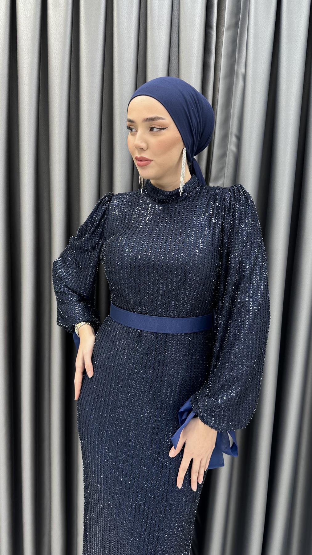 4677  Nergish Abiye-Lacivert