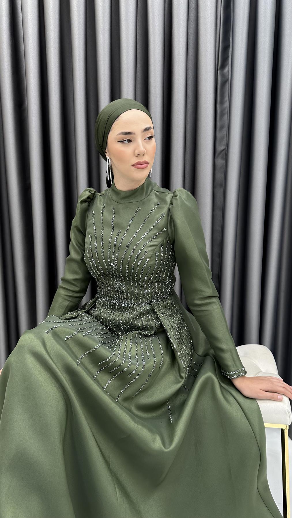 4774 H - BİHTER Karpuz Kollu ve Boncuk İşlemeli Prenses Model Tafta Abiye Elbise-Haki