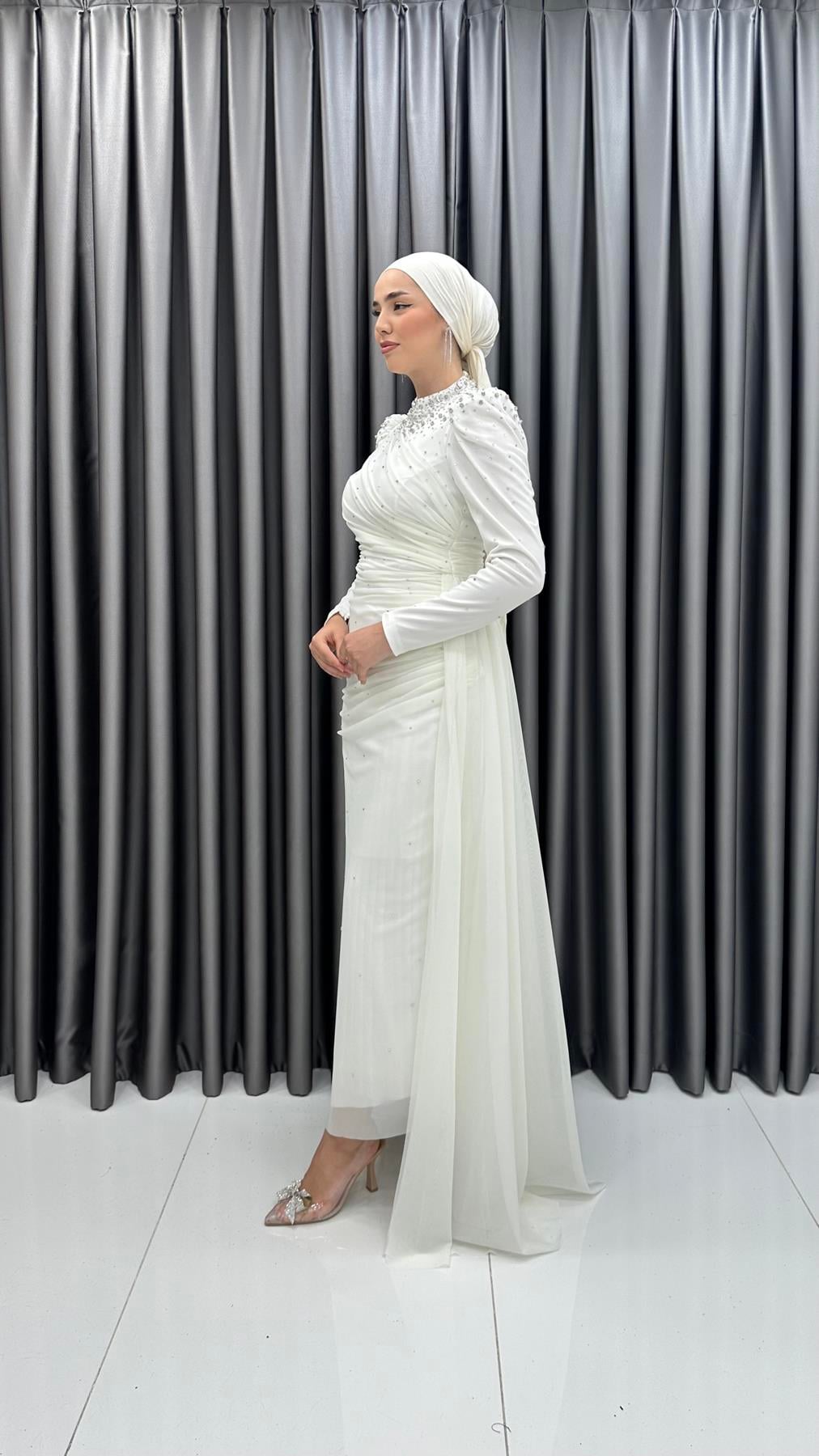 4847 H - EFSUN Pelerin Etek Detaylı Drapeli Tül Abiye Elbise-Beyaz