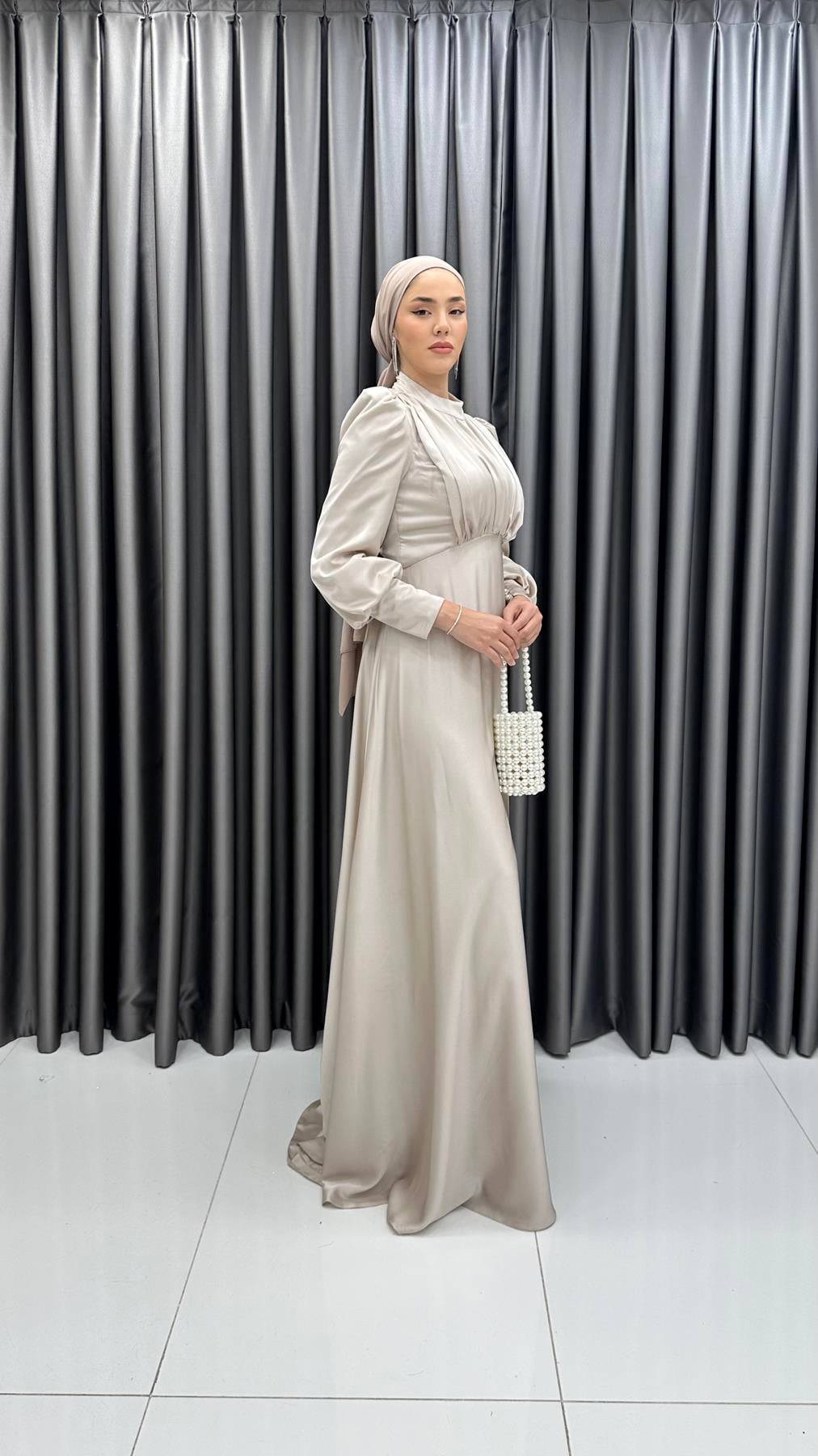 4889 H - DESEN Göğüs Drapeli ve Karpuz Kollu Saten Abiye Elbise-Bej